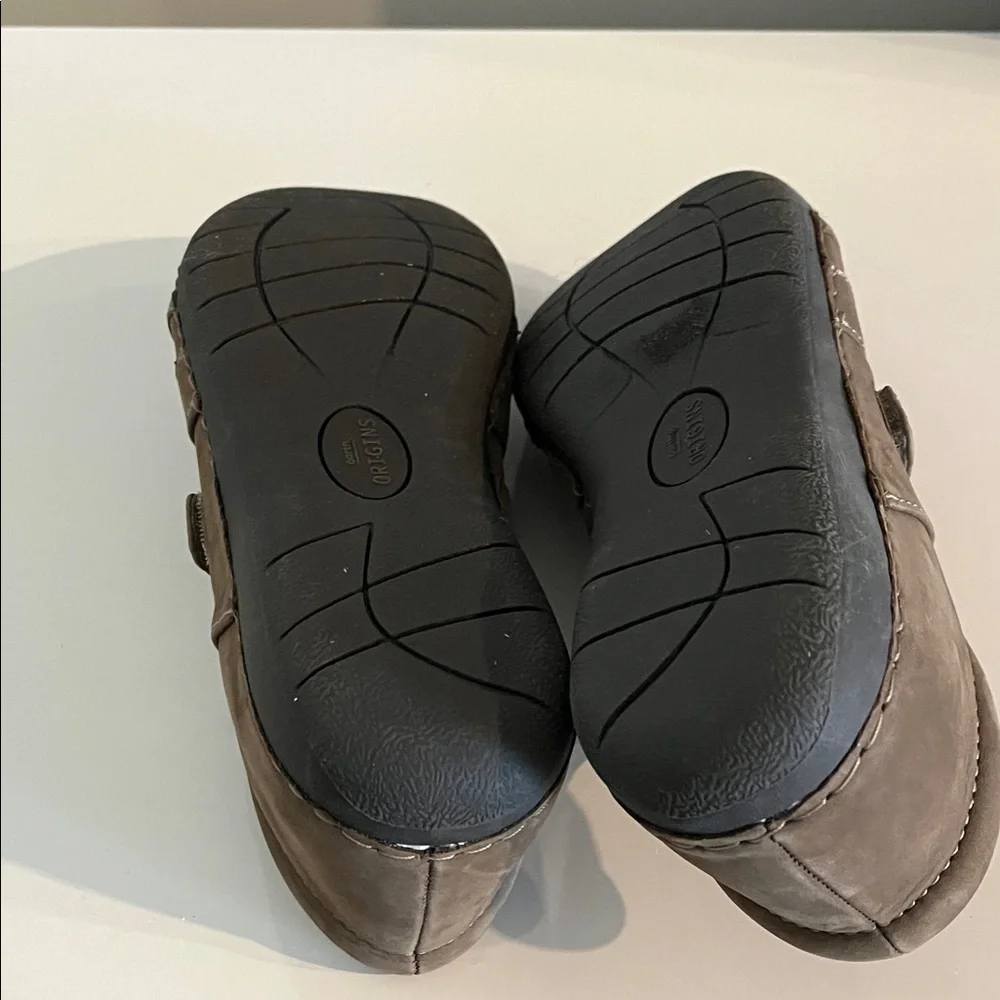 Earth Origins stylish taupe